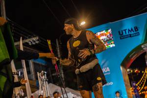 BIB: 100
                            <button type="button" onclick="openModal(21811770)" class="btn btn-primary btn-sm float-right btn-popup" data-toggle="modal" data-target=".modal-high-quality">
                        <i class="fas fa-shopping-cart"></i> Add to Cart
                    </button>
                                            <button type="button" onclick="isThisMe(21811770, true)" class="btn btn-success btn-sm float-right btn-popup btn-isme hidden" data-toggle="tooltip" data-placement="bottom" title="นี่คือรูปของคุณใช่ไหม คลิกที่นี่เพื่อเอาเข้าอัลบั้ม">
                        <i class="fas fa-plus"></i> Add to album
                    </button>
                    <button type="button" onclick="isThisMe(21811770, false)" class="btn btn-warning btn-sm float-right btn-popup btn-isnotme hidden">
                        <i class="fas fa-ban"></i> Remove from album
                    </button>